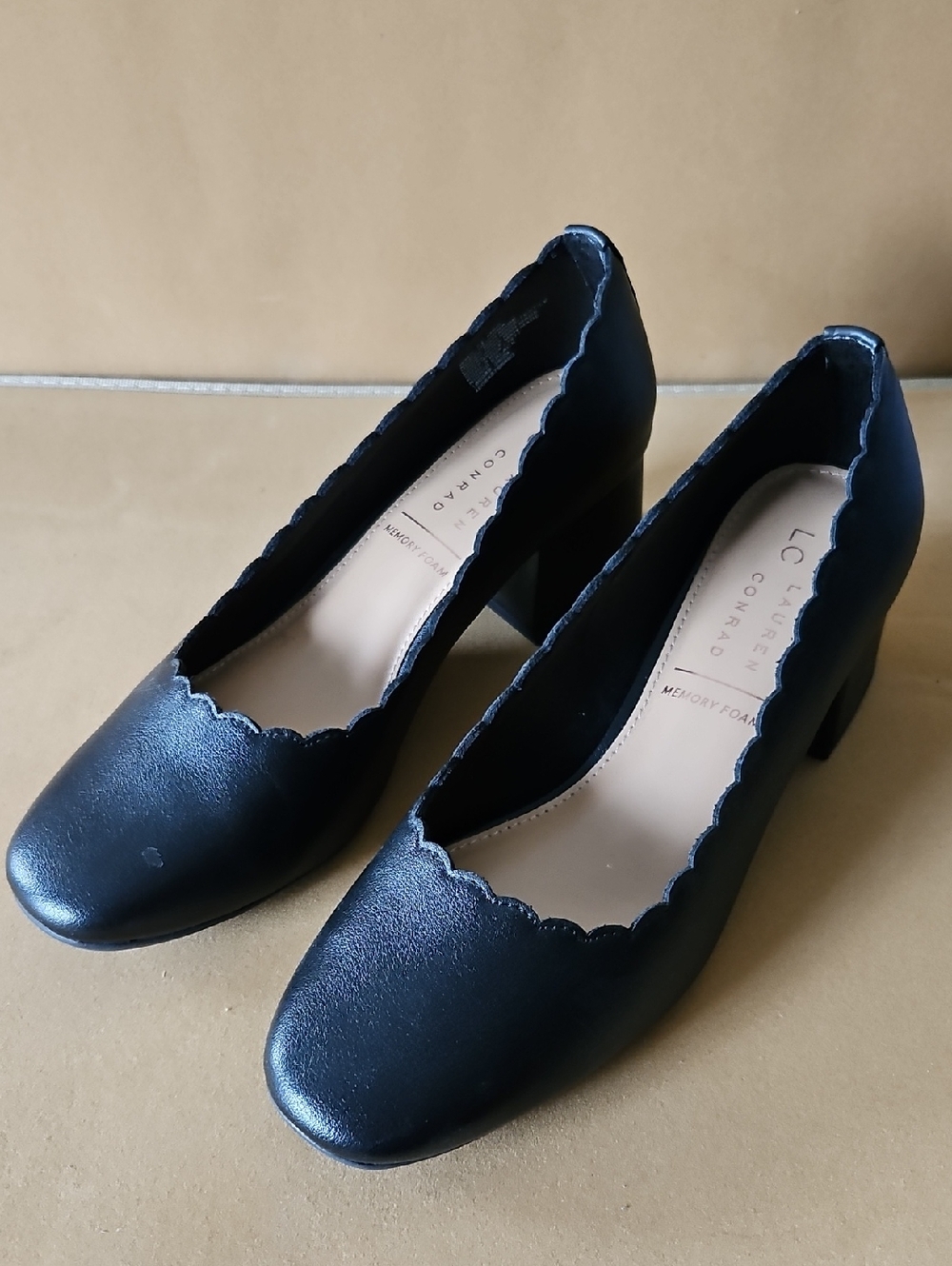 LC Lauren Conrad Black Scalloped Block Heel Pumps